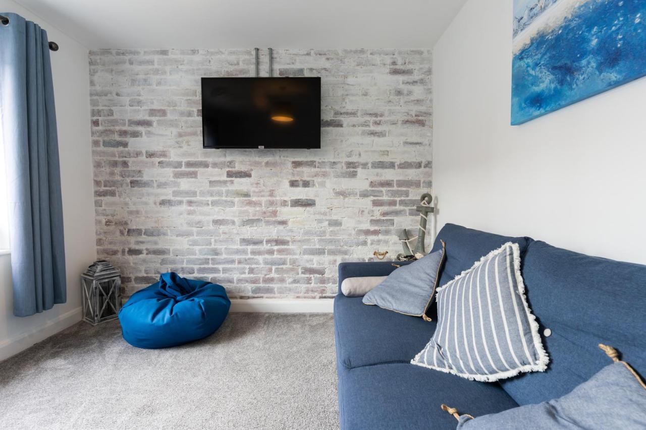 No40Barmouth-Modern,Spacious&Hot Tub エクステリア 写真